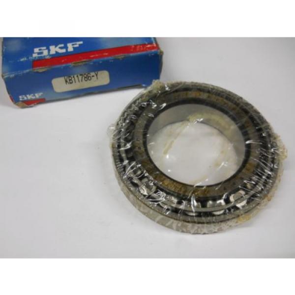 SKF KB11786-Y TAPERED ROLLER BEARING ASSEMBLY NEW CONDITION IN BOX #1 image